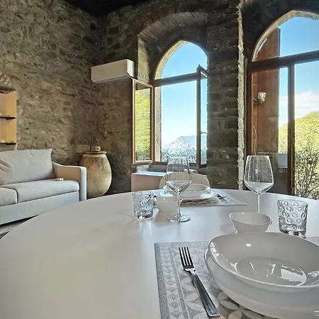Apartment Pietra Azzurra *
