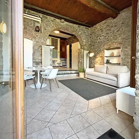 Apartman Pietra Azzurra, Newly Renovated Corniglia