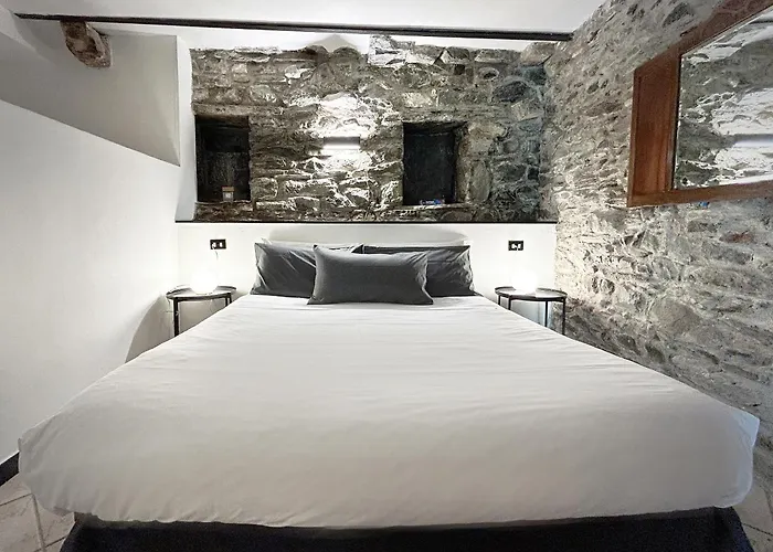 Pietra Azzurra, Newly Renovated Apartmán