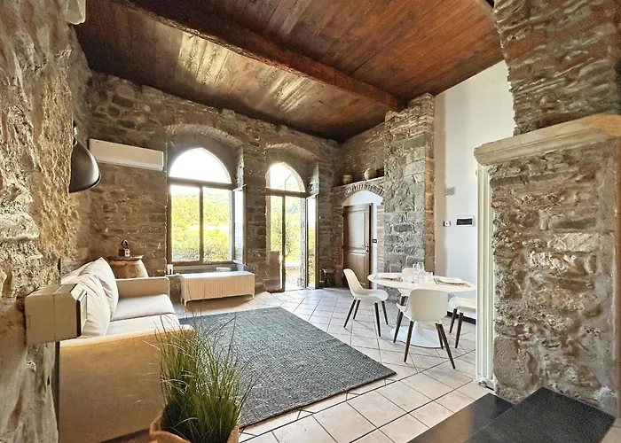 Pietra Azzurra, Newly Renovated