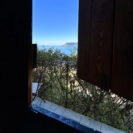 Pietra Azzurra, Newly Renovated *