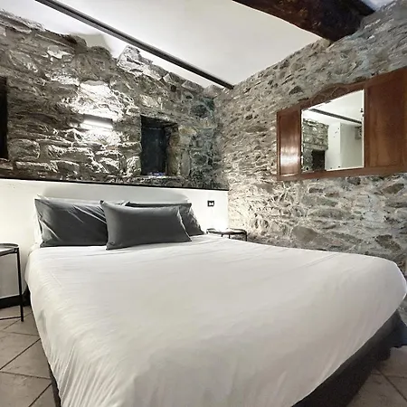 Pietra Azzurra, Newly Renovated * Corniglia