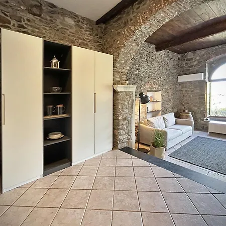Pietra Azzurra, Newly Renovated * Corniglia