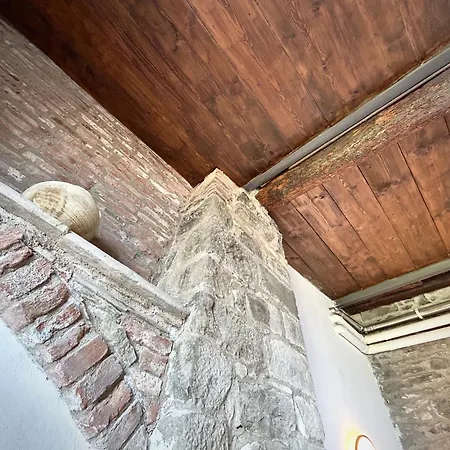 Pietra Azzurra, Newly Renovated