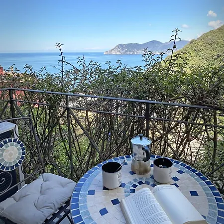Pietra Azzurra, Newly Renovated Apartmán Corniglia