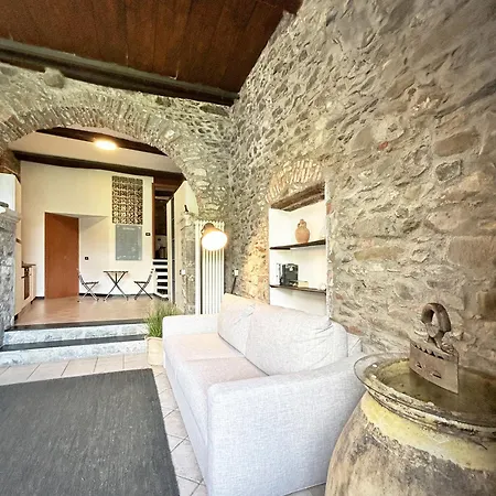 Pietra Azzurra, Newly Renovated *