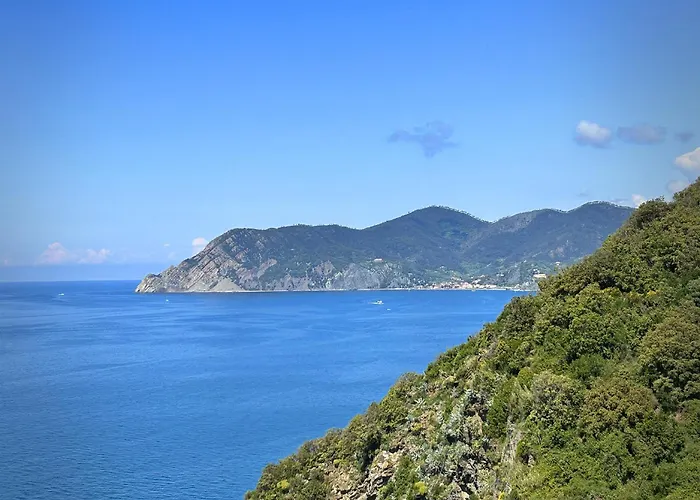 Pietra Azzurra, Newly Renovated Appartement Corniglia