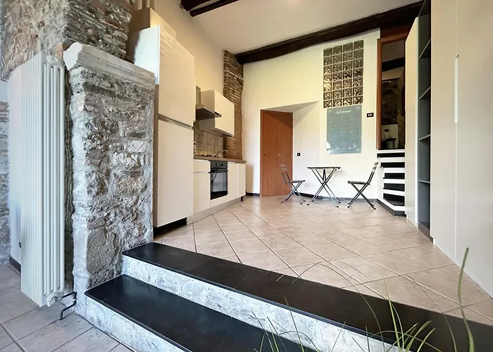 Pietra Azzurra, Newly Renovated Appartement Corniglia