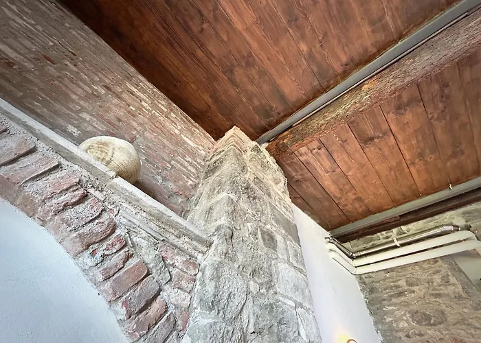 Pietra Azzurra, Newly Renovated
